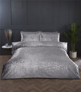 Bellagio Duvet Set in Silver with Silver Foil Detailing, Double Size, Duvet Cover and 2 Matching Pillowcases