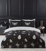 Mesmerising Gothic Magick Duvet Set featuring a Hamsa Hand and eerie Halloween-inspired elements