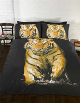 Luxurious duvet set featuring an incredible image of a majestic white tiger