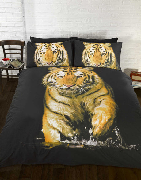 Luxurious duvet set featuring an incredible image of a majestic white tiger