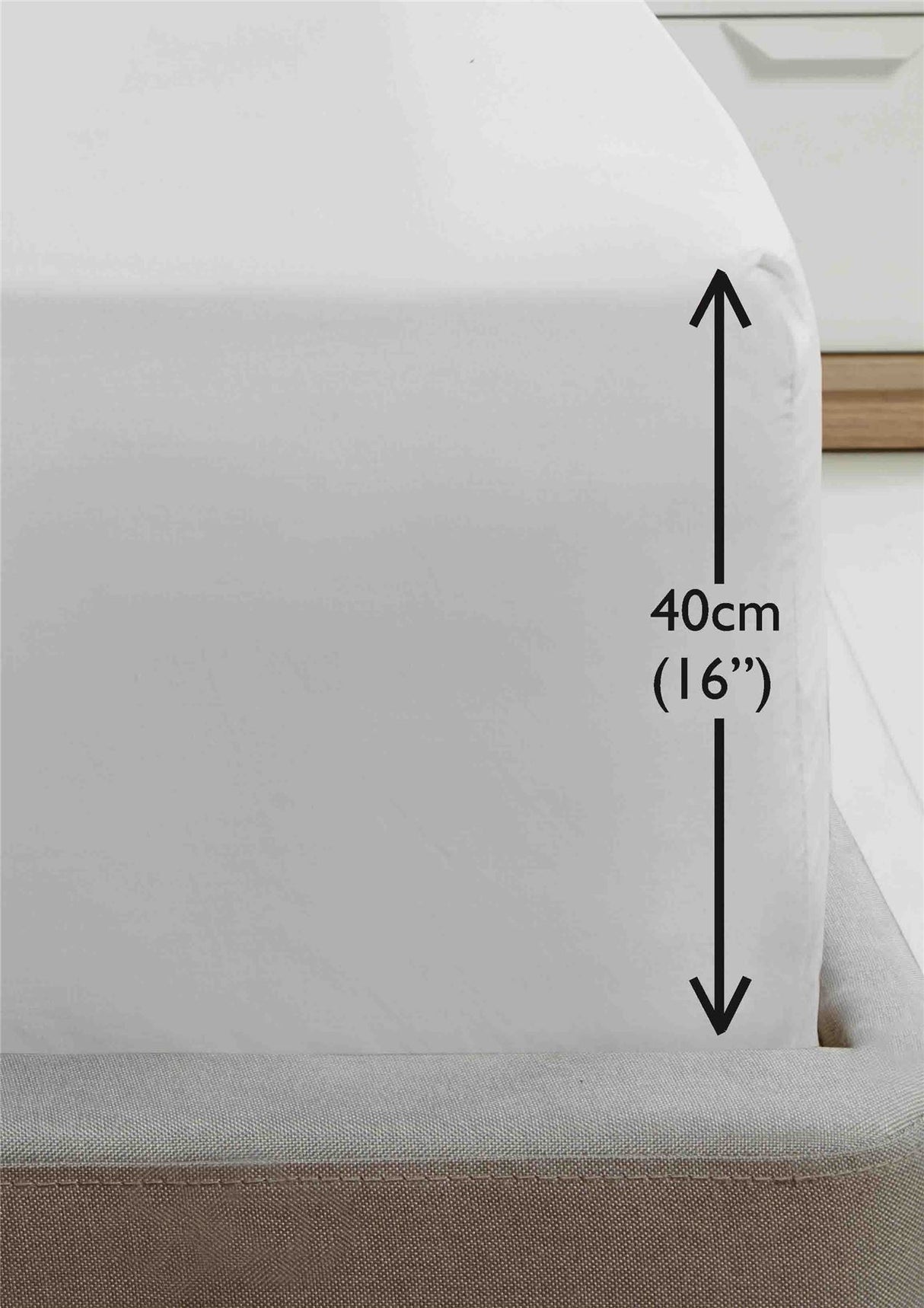 Elegant 16-inch fitted sheet from Primrose Hill with crisp, smooth finish and versatile style to complement any bedroom decor