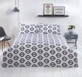 Official TfL licensed product showcasing historic London Underground imagery and stylish popper closure